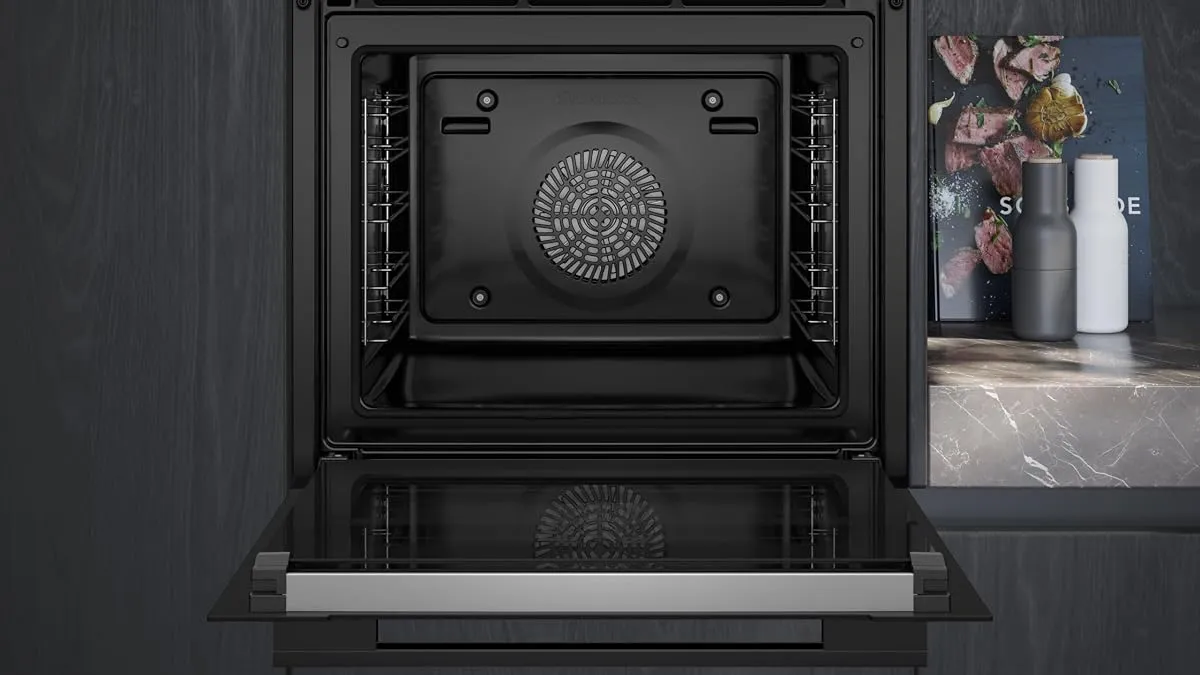 Siemens HB778G3B1 iQ700 Smarter Einbau-Backofen 60 x 60 cm – Produktbild 4 von 6